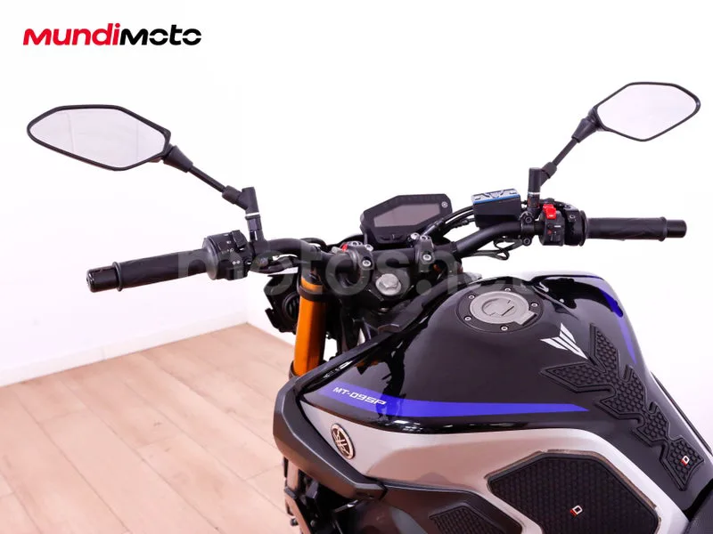 Yamaha MT-09 - Vista 11