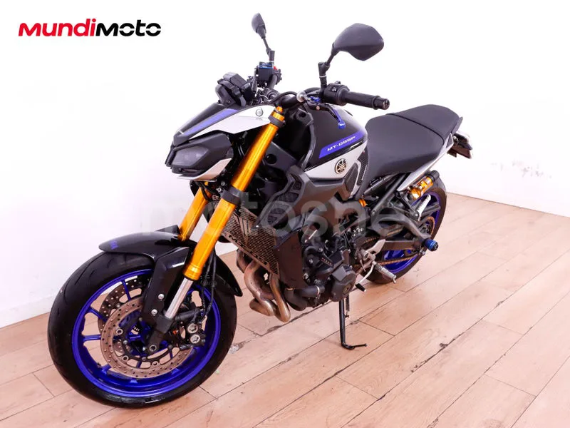 Yamaha MT-09 - Vista 7