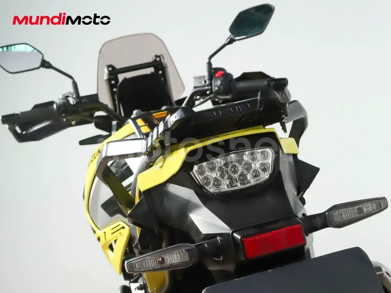 Suzuki V-Strom 1050 - Vista 9
