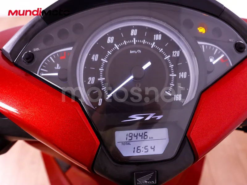Honda SH125i - Vista 12
