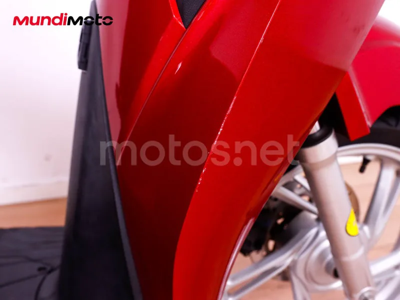 Honda SH125i - Vista 19