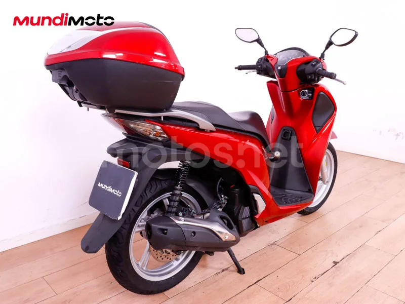 Honda SH125i - Vista 3