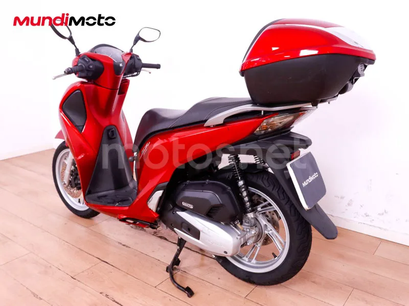 Honda SH125i - Vista 8