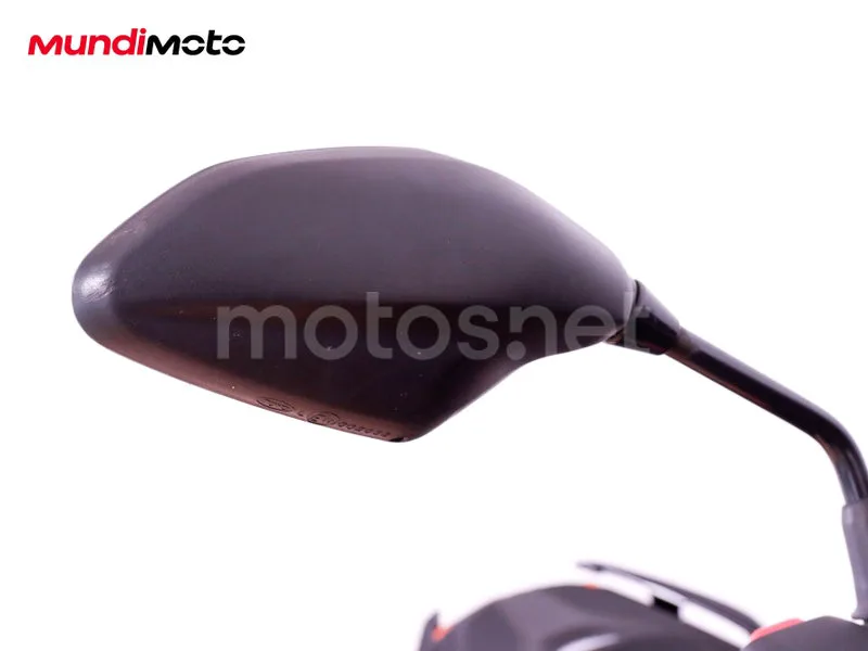 Yamaha TMAX - Vista 35