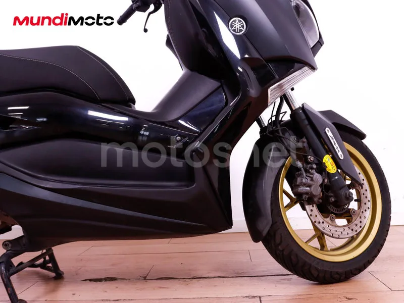 Yamaha TMAX - Vista 59