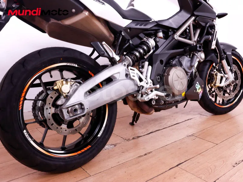 Aprilia Shiver 750 - Vista 4