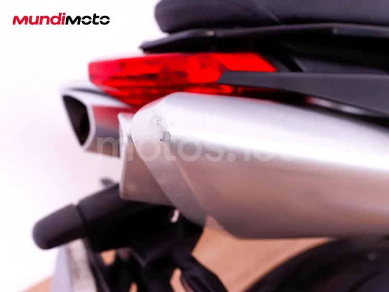 Aprilia Shiver 750 GT - Vista 25