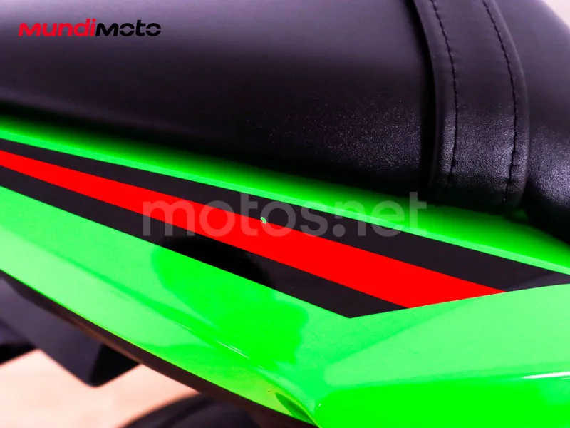 Kawasaki Ninja 650 - Vista 14
