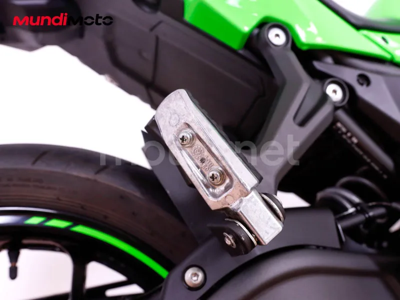 Kawasaki Ninja 650 - Vista 25