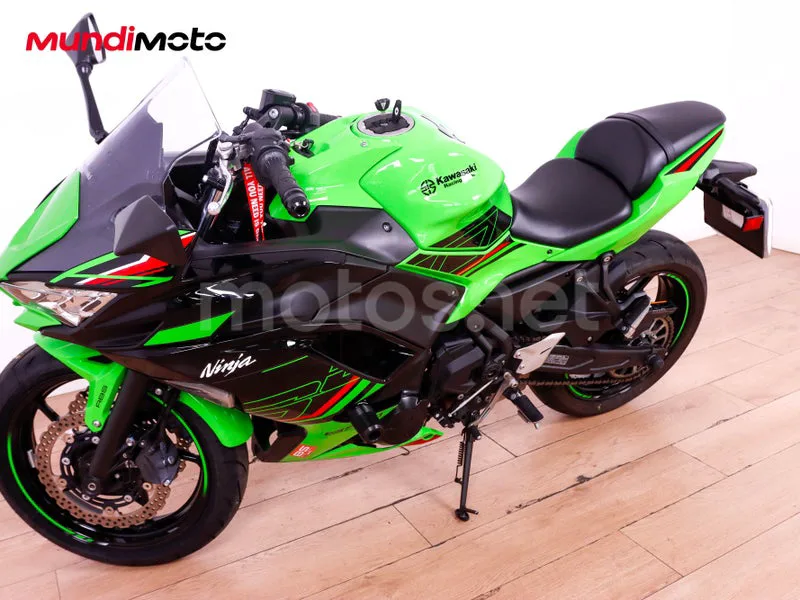 Kawasaki Ninja 650 - Vista 7