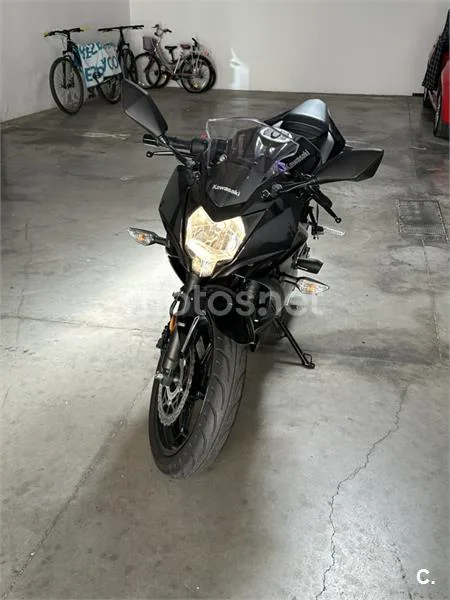 Kawasaki Ninja 125 - Vista 5