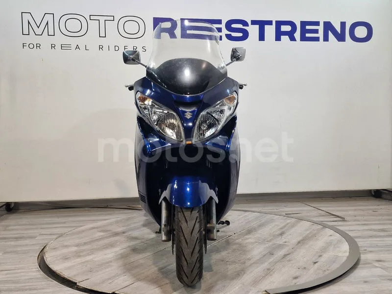 Suzuki Burgman 400 - Vista 4