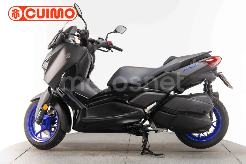 Yamaha XMAX 300 - Vista 8