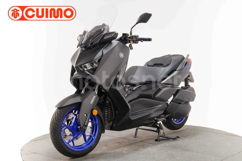 Yamaha XMAX 300 - Vista 9