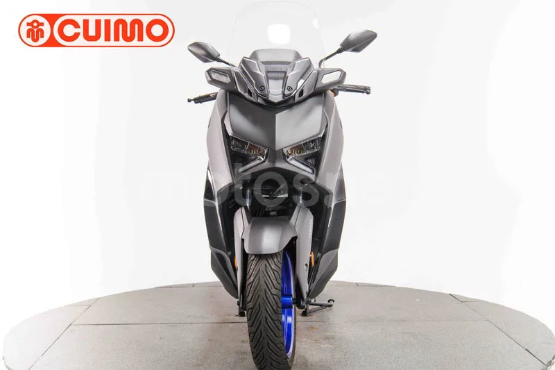 Yamaha XMAX 300 - Vista 10