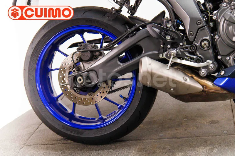 Yamaha YZF-R7 - Vista 15