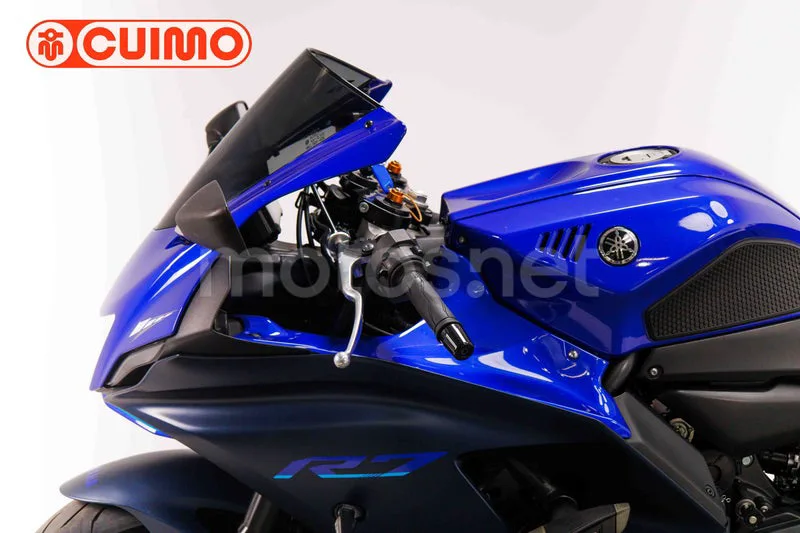 Yamaha YZF-R7 - Vista 21