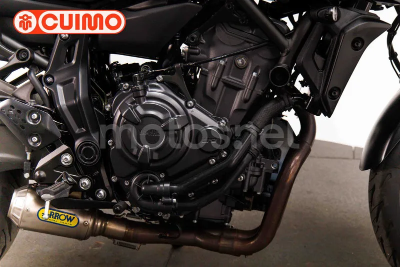 Yamaha MT-07 - Vista 13