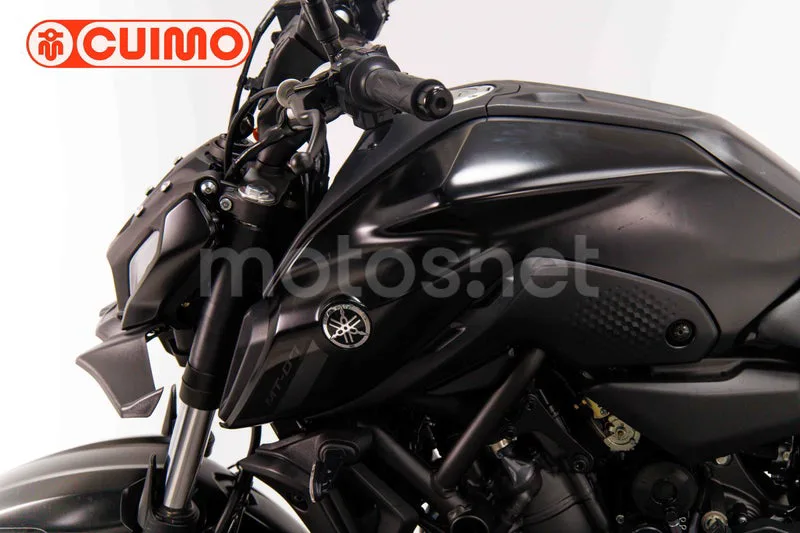 Yamaha MT-07 - Vista 20