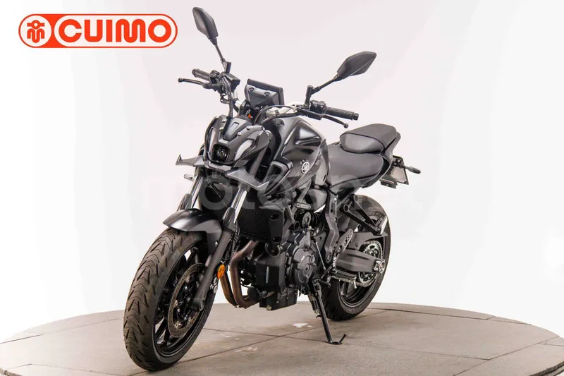 Yamaha MT-07 - Vista 9