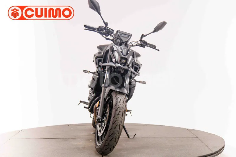 Yamaha MT-07 - Vista 10