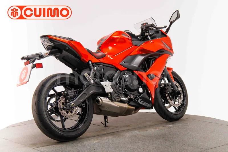 Kawasaki Ninja 650 - Vista 4