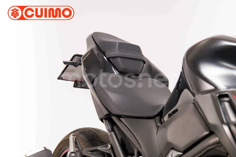 Kawasaki Z900 - Vista 18