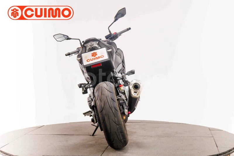 Kawasaki Z900 - Vista 6