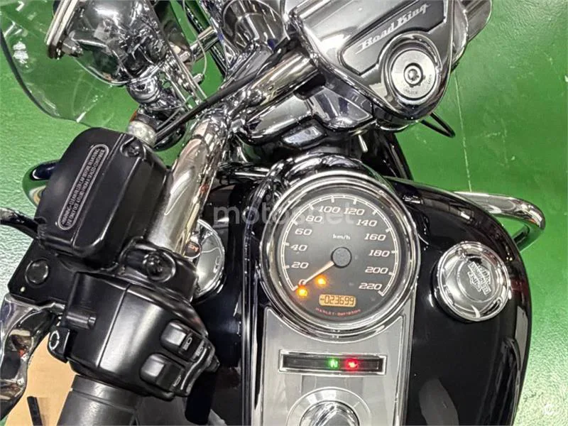 Harley-Davidson Road King - Vista 5
