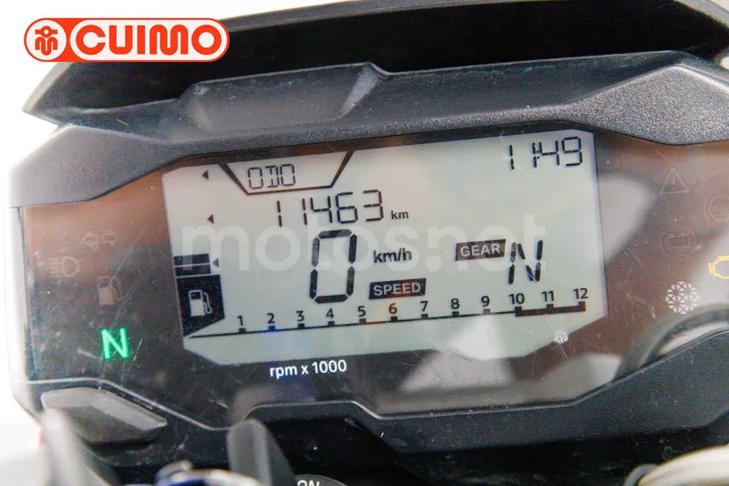 BMW G 310 R - Vista 24