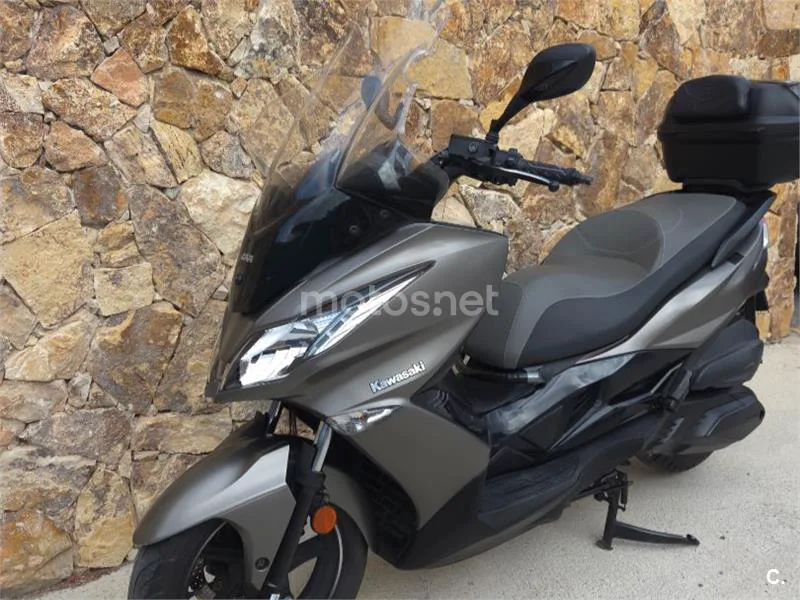 Kawasaki J300 - Vista 4