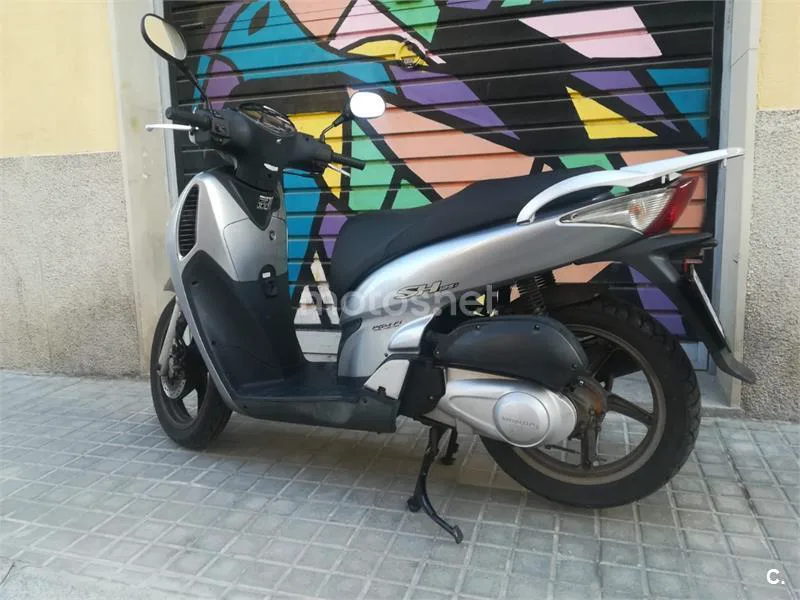 Honda SH125i 1000 € 2006 Barcelona - 1