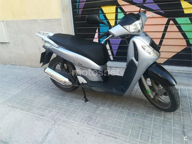 Honda SH125i - Vista 3