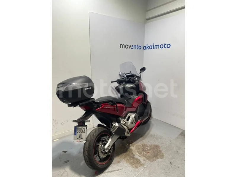 Honda Forza 750 - Vista 8