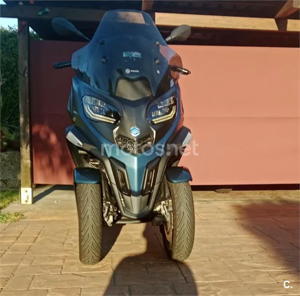 Piaggio MP3 530 Exclusive 9750 € 2024 A Coruña - 1