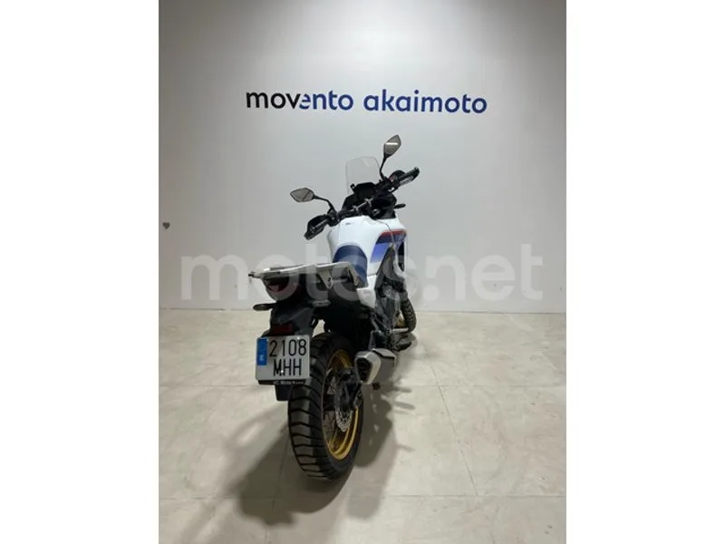 Honda XL750 Transalp - Vista 4