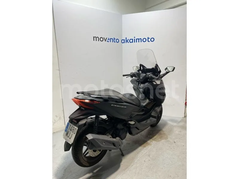 Honda Forza 125 - Vista 7