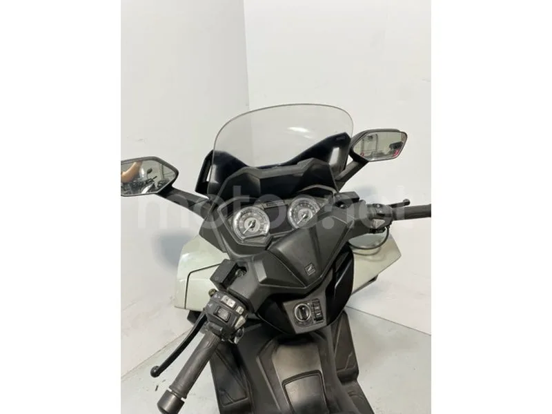 Honda Forza 125 - Vista 5