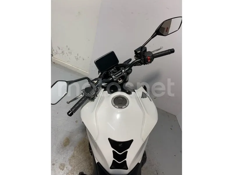 Honda CB1000 Hornet - Vista 4