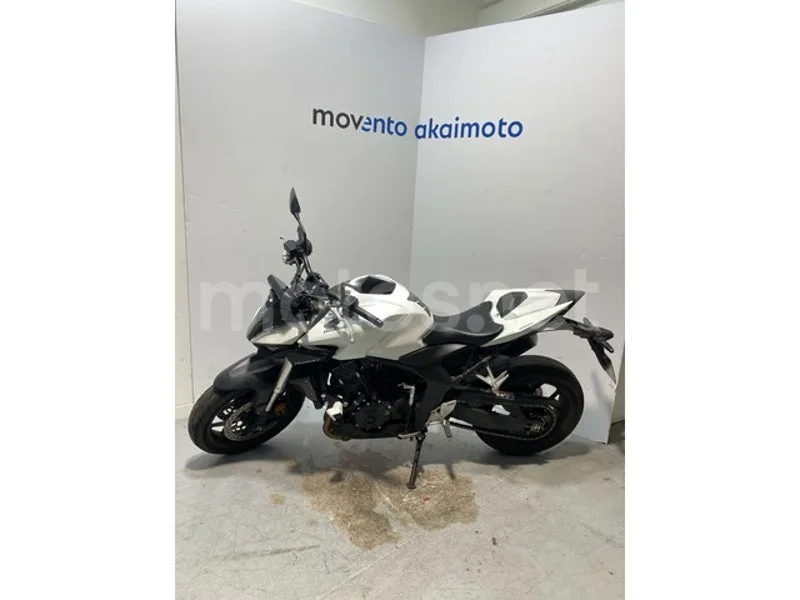 Honda CB1000 Hornet - Vista 9