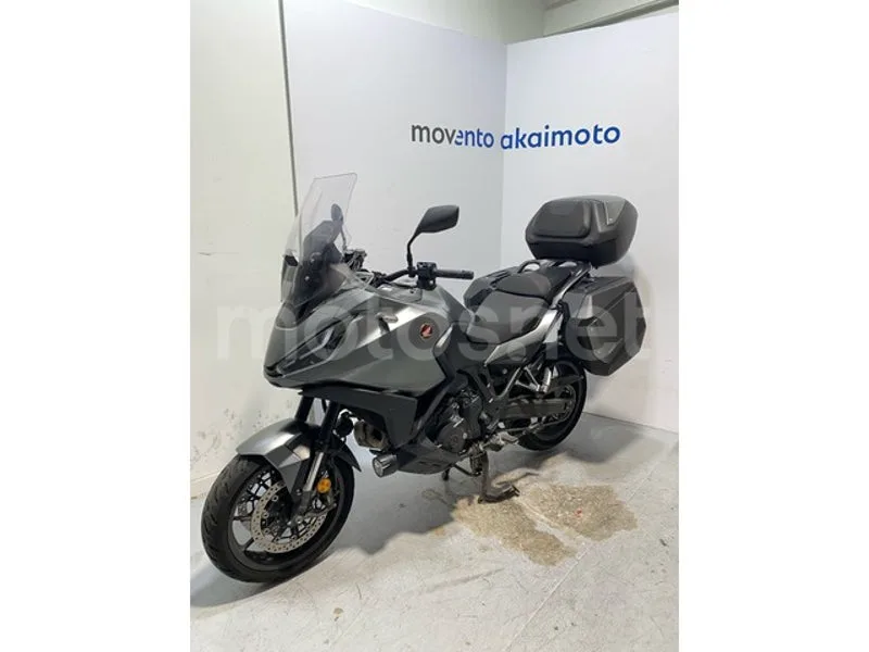 Honda NT1100 - Vista 9