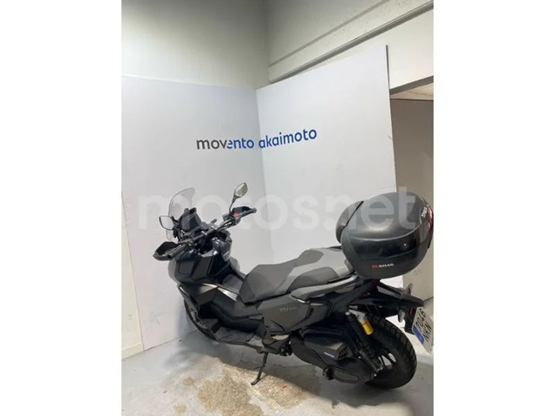 Honda ADV350 - Vista 3