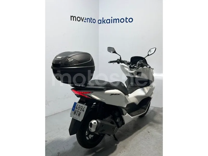 Honda PCX125 - Vista 3