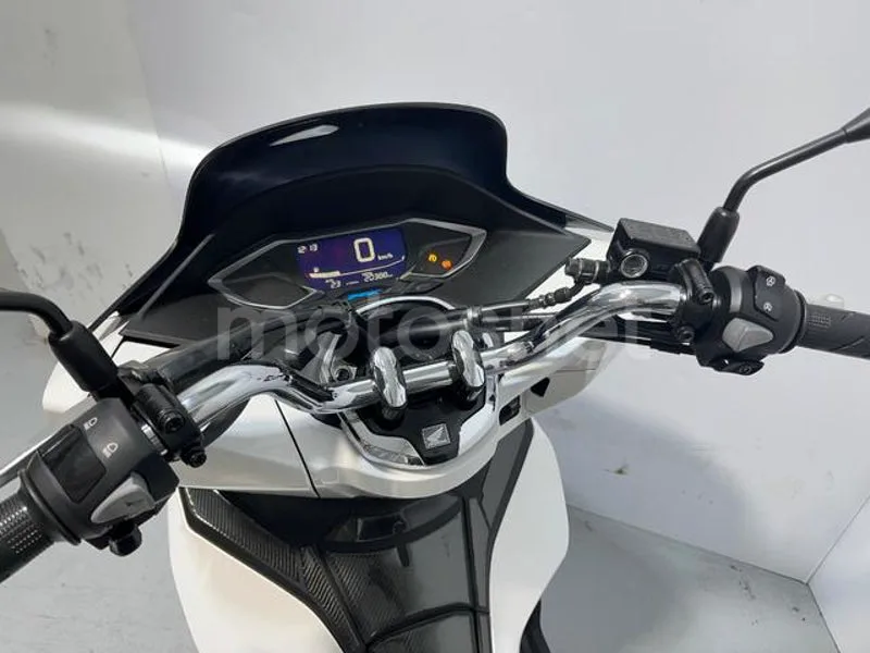 Honda PCX125 - Vista 7