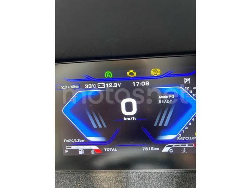 QJ Motor MTX 125 - Vista 6