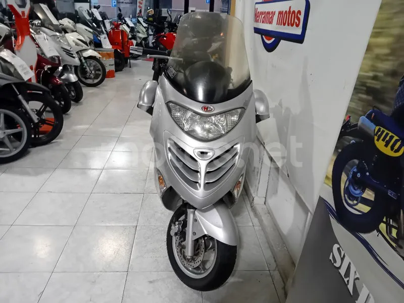 Kymco Grand Dink 125 - Vista 5