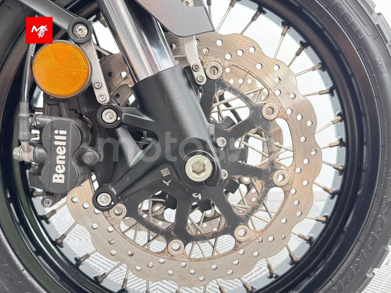Benelli TRK 702 X - Vista 6