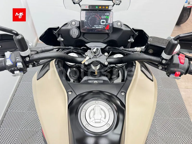 Benelli TRK 702 X - Vista 7