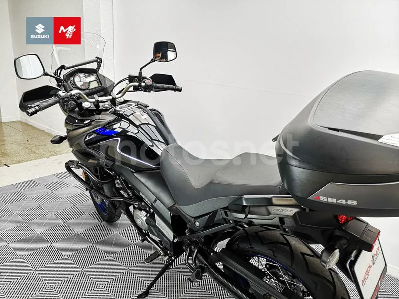 Suzuki V-Strom 650XT - Vista 24