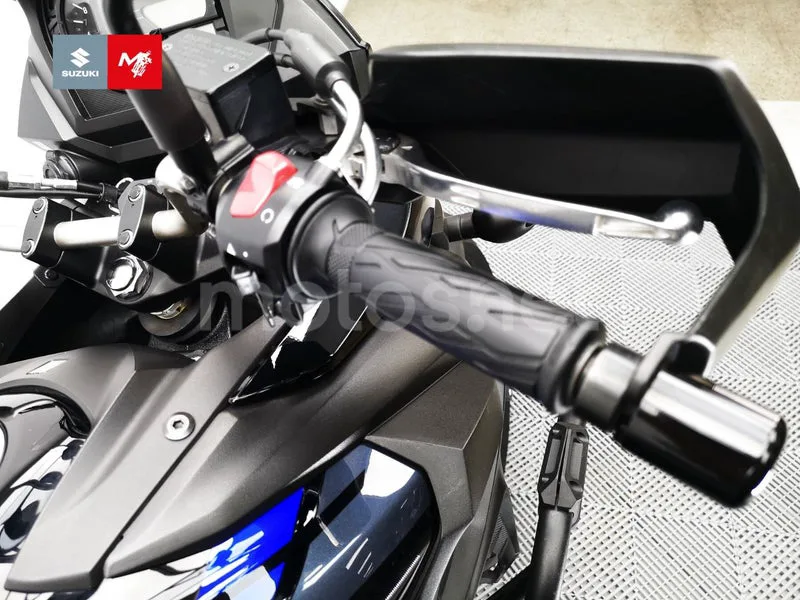 Suzuki V-Strom 650XT - Vista 10